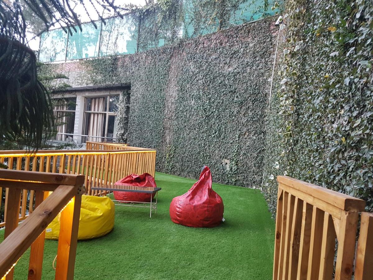 Kasauli Castle Resort Εξωτερικό φωτογραφία