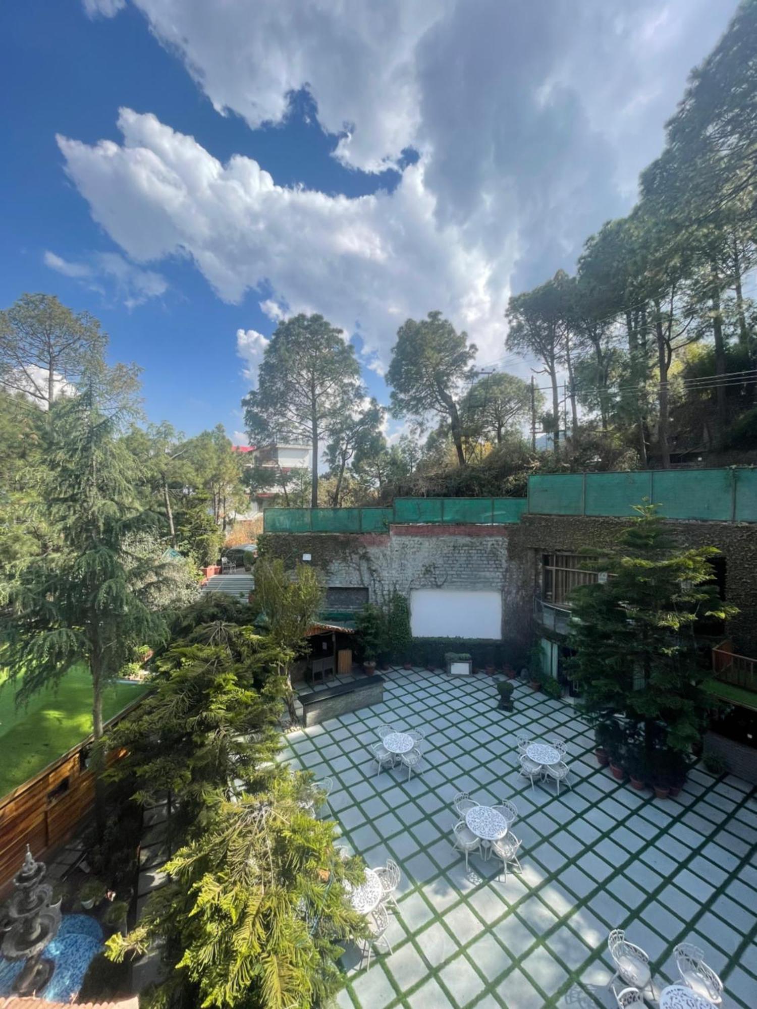 Kasauli Castle Resort Εξωτερικό φωτογραφία