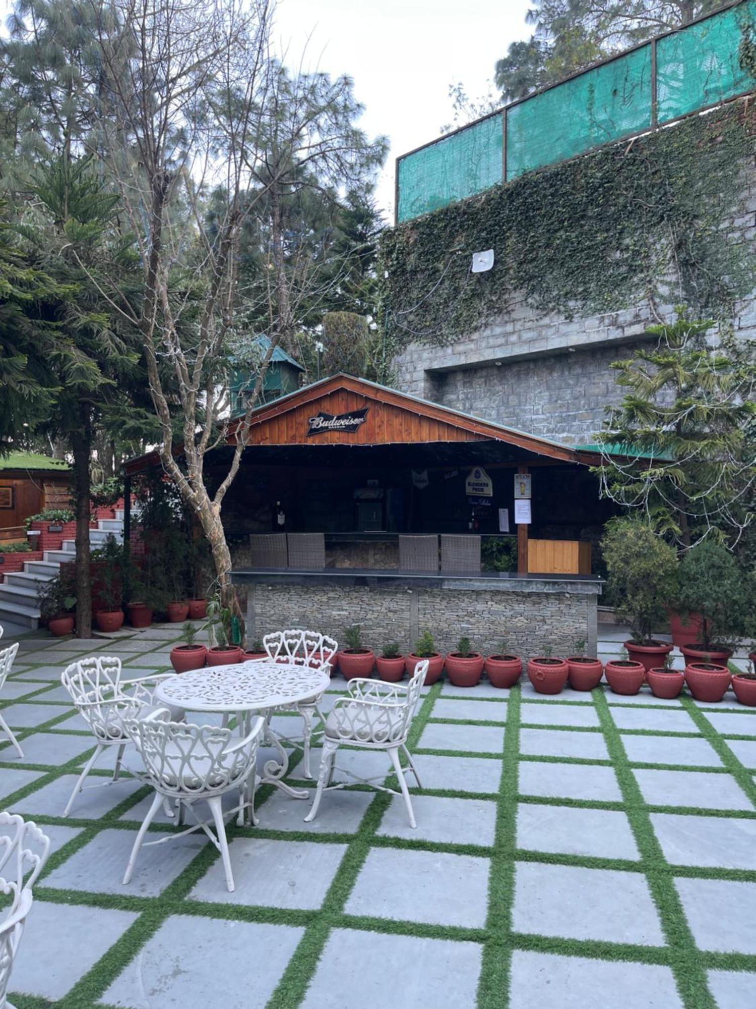 Kasauli Castle Resort Εξωτερικό φωτογραφία