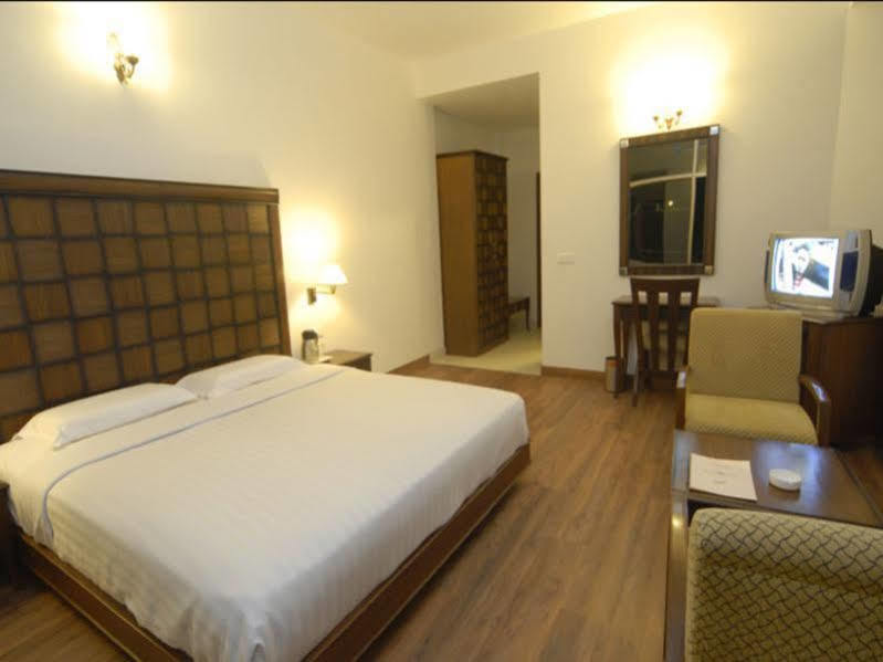 Kasauli Castle Resort Εξωτερικό φωτογραφία